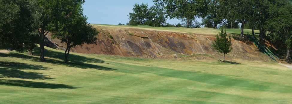 Dornick Hills Golf & Country Club